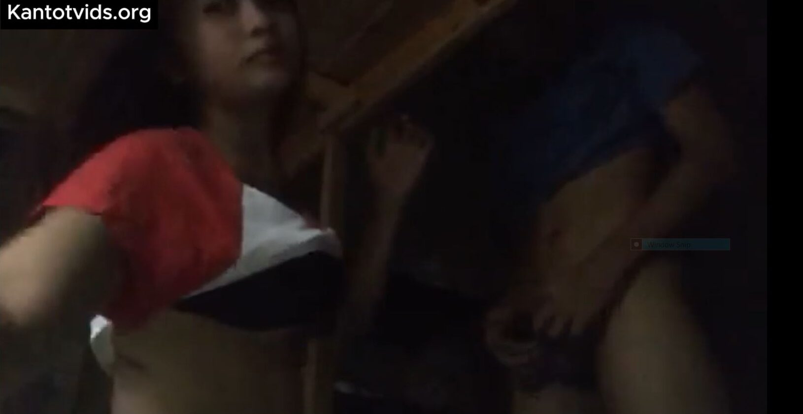 Walang Tao Kaya Binayo Nang Walang Takip At Pigil