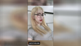 Ang Cosplayer na Magpapaluha ng mga Batuta