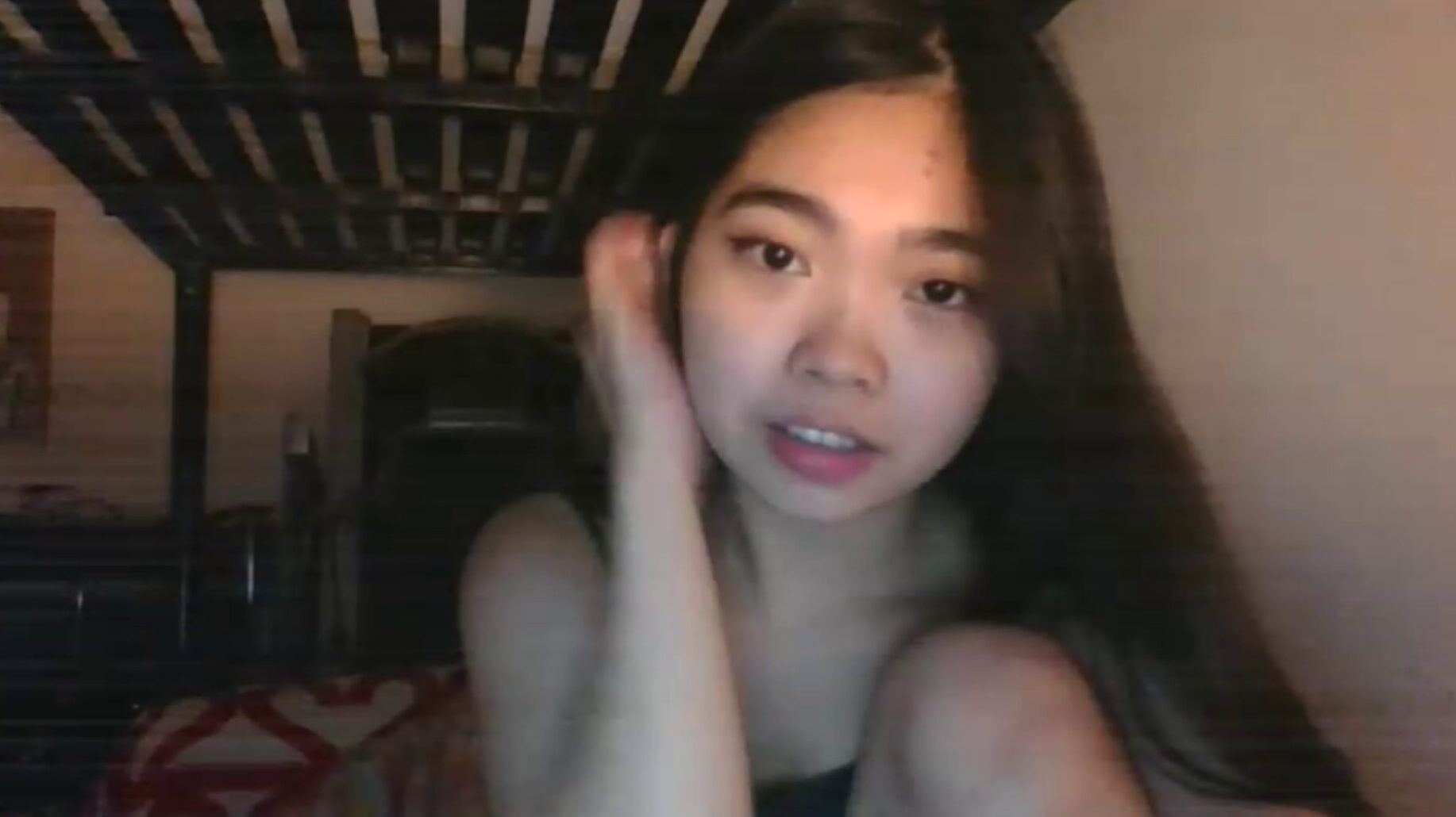 englisherang pinay nagpakita ng laman