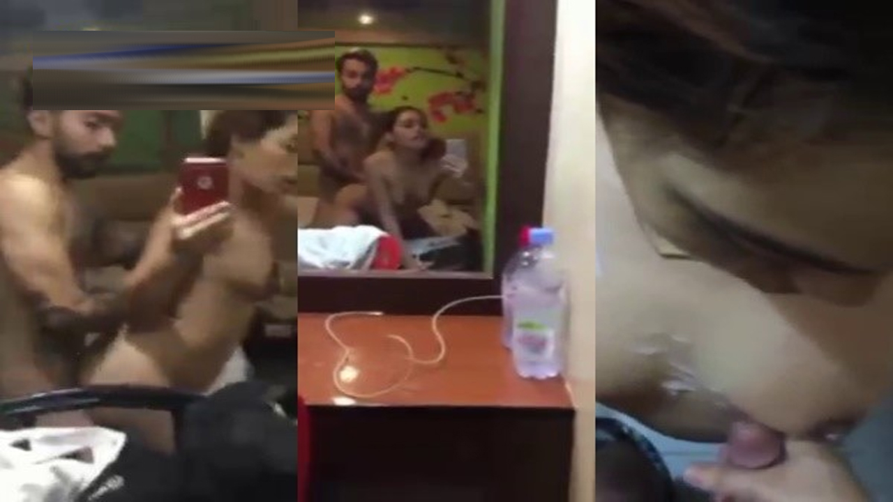 Ang Magic Mirror sa wall Nagpakita ng Jabol