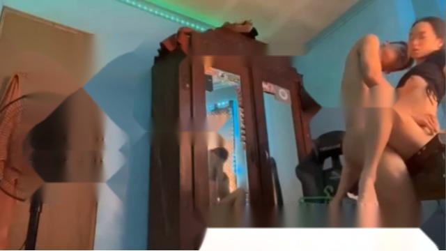 Pinapanagrap Ko Yung Future With Him Kaya Naisipan Kong Magpabuntis Sa Boss Ko, Papatira Ko Siya Sa Loob Ko Araw-araw Hanggang Lumaki Ang Baby Bump Ko