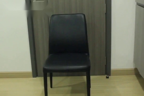 1 Chair 1 Jerjer
