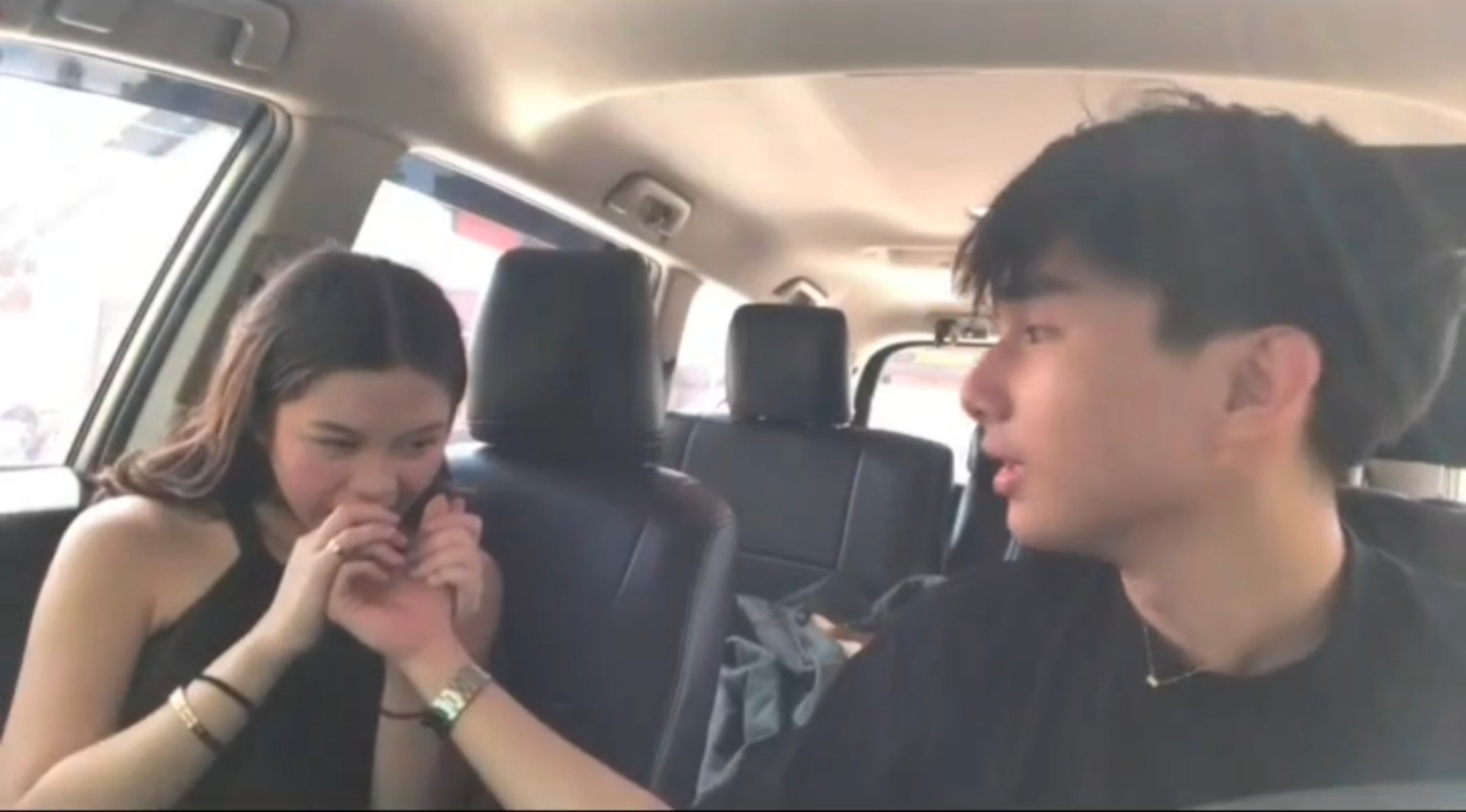 Sumama at nagpaiyot sa Car Guy